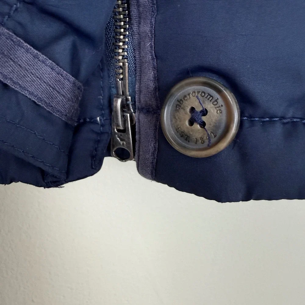 Abercrombie Kids Puffer Jacket Navy‎ Blue Fur Lined Button Up Coat Sze L VTG